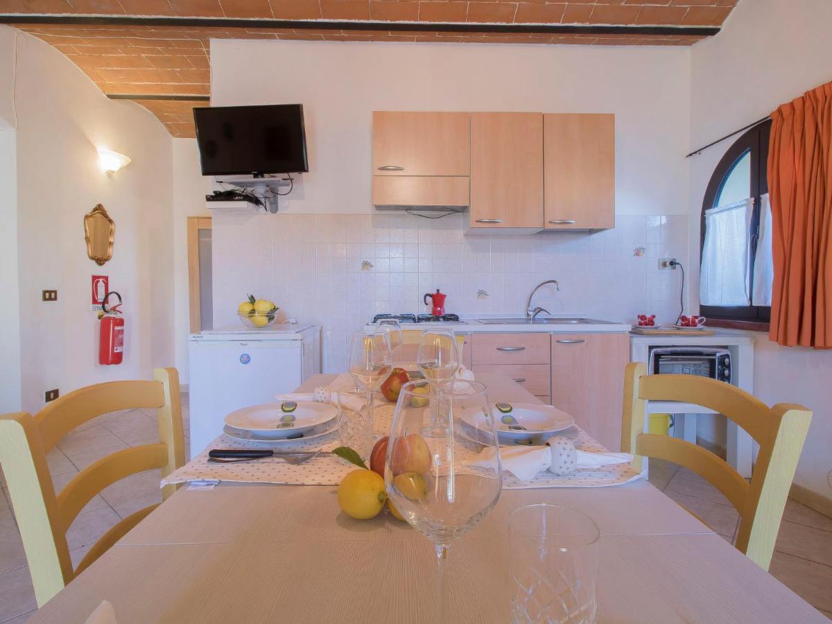 Apartment Il Secondo-1 By Interhome บิบโบนา ภายนอก รูปภาพ